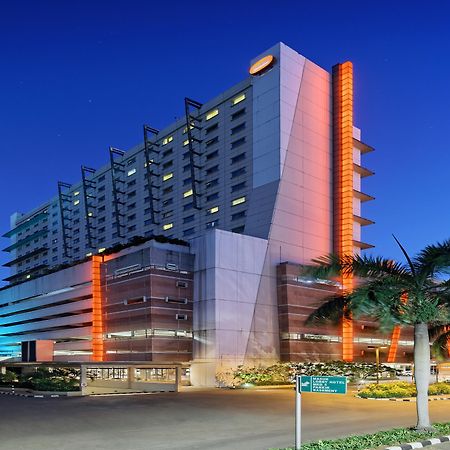 Harris Hotel And Conventions Kelapa Gading Yakarta Exterior foto