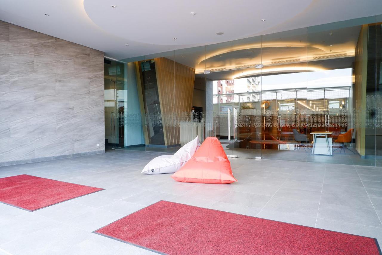 Harris Hotel And Conventions Kelapa Gading Yakarta Exterior foto