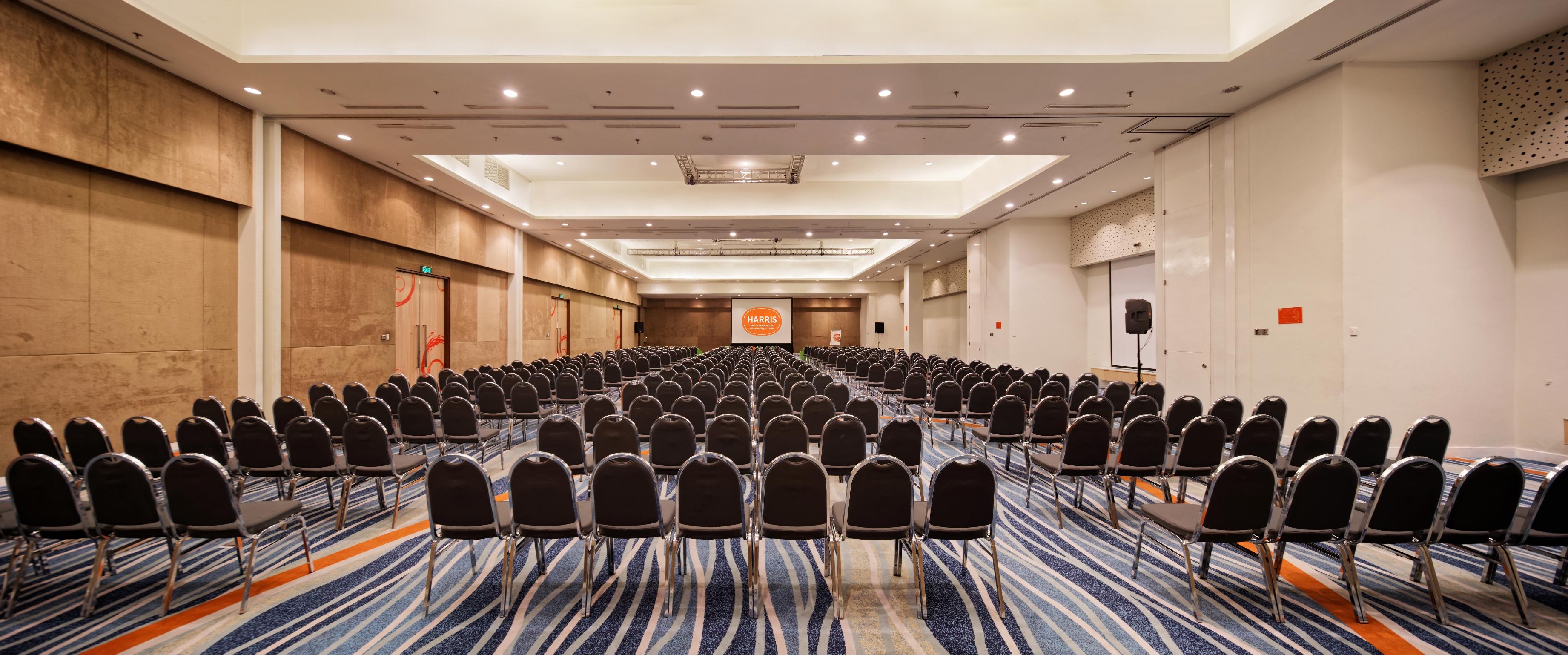 Harris Hotel And Conventions Kelapa Gading Yakarta Exterior foto