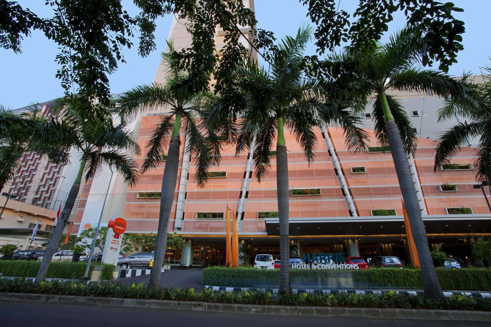 Harris Hotel And Conventions Kelapa Gading Yakarta Exterior foto